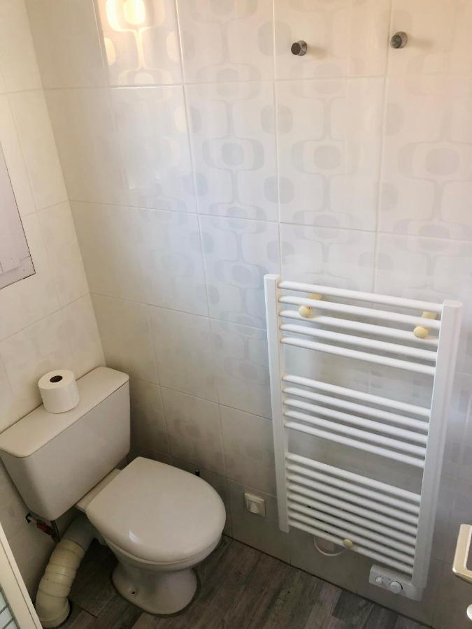 Appartement Duplex Lumineux Idealement Situe Ares Ngoại thất bức ảnh